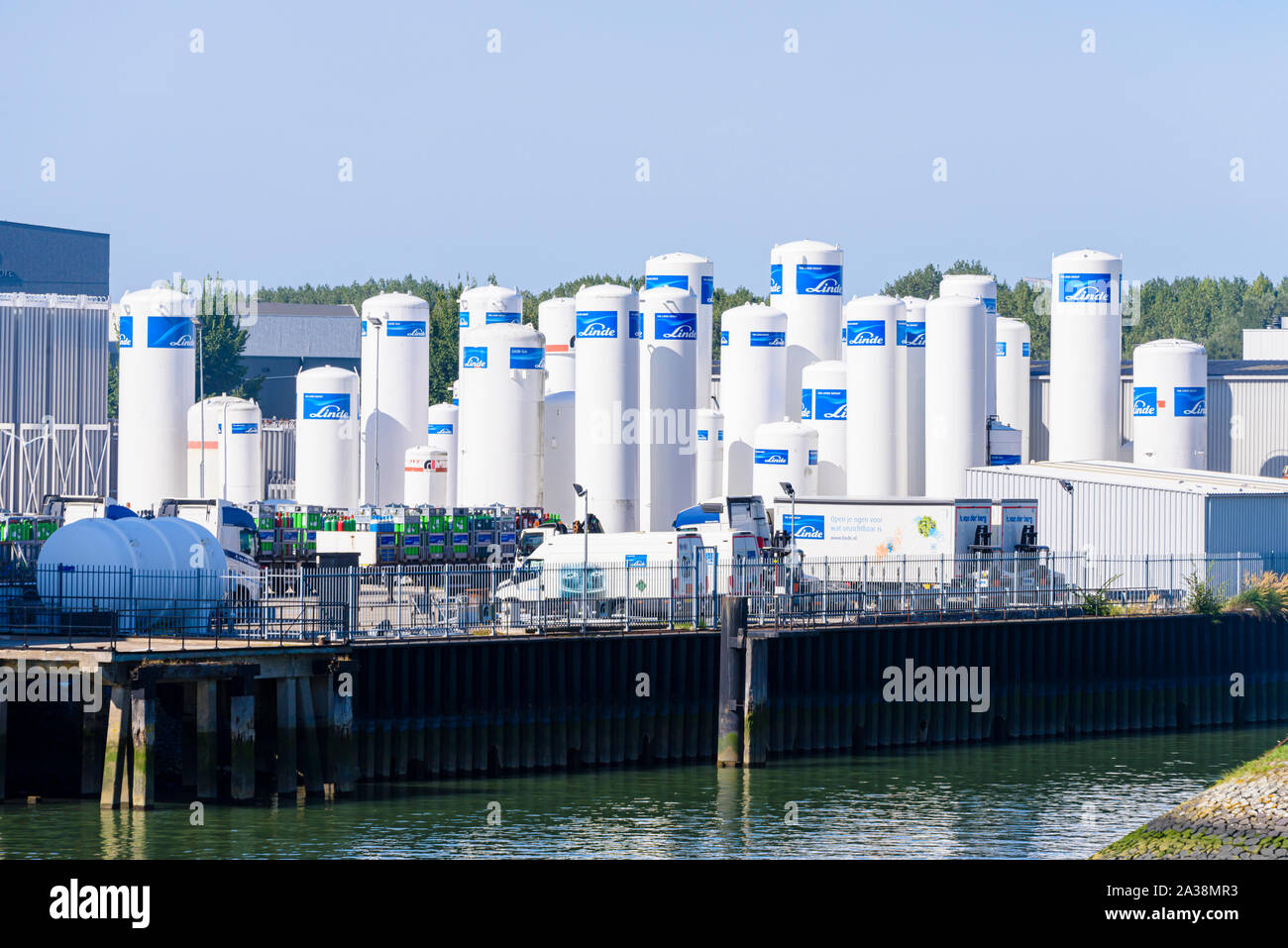 Industrial gas storage tanks from world's largest supplier of industrial gases, Linde, Rotterdam, Netherlands. Stock Photo