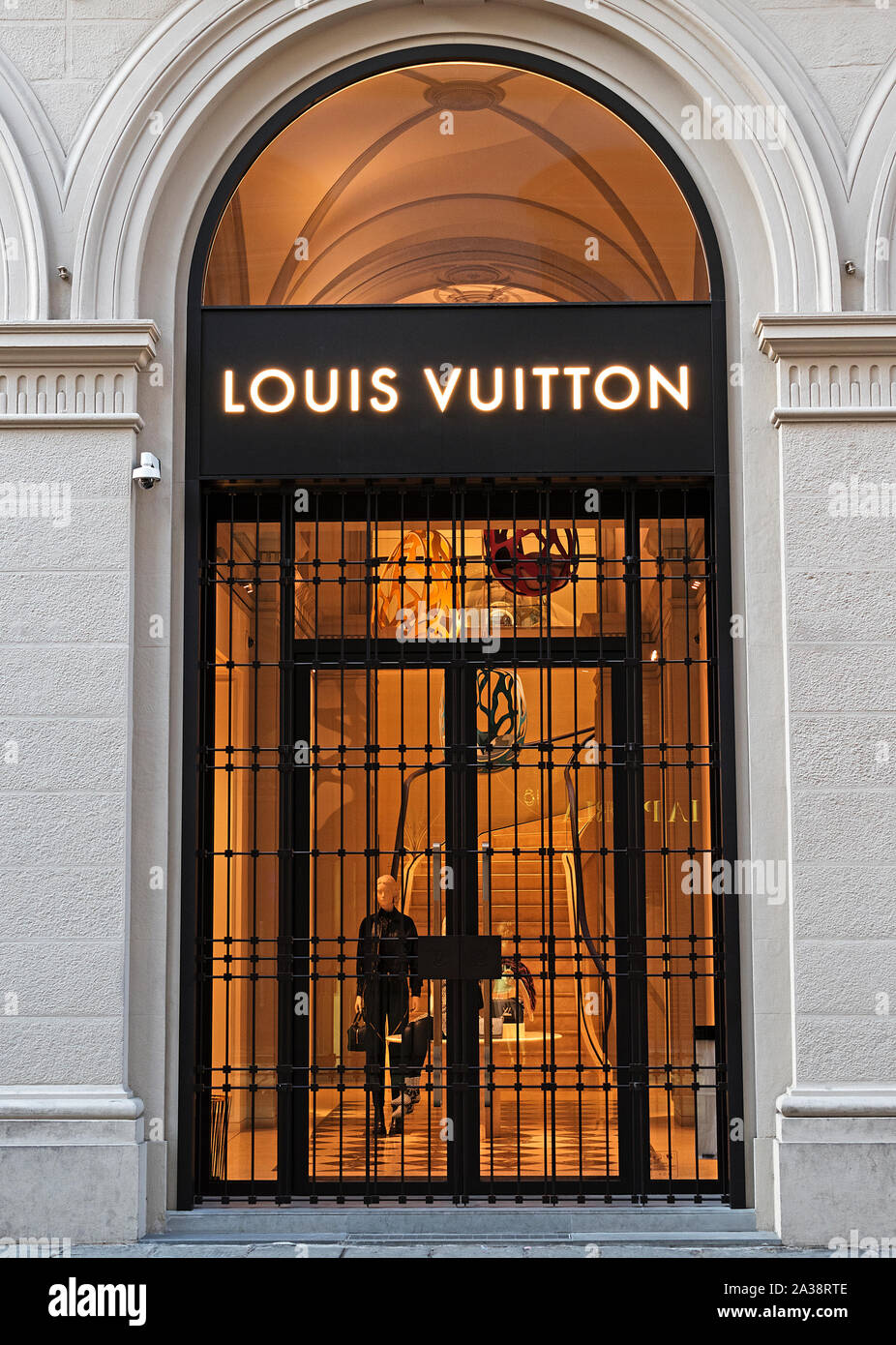 louis vuitton, french fashion store, shop, business Stock Photo - Alamy