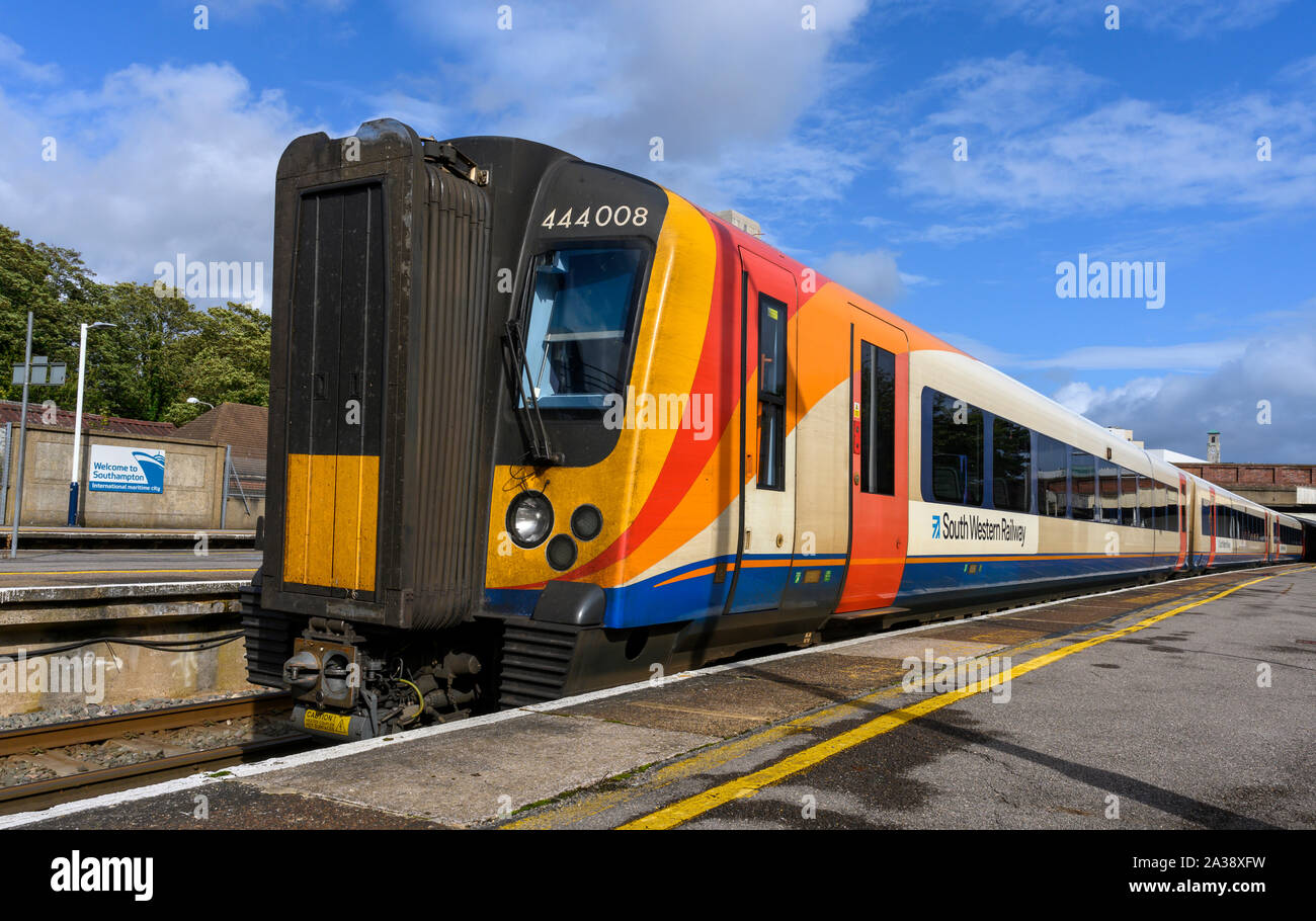 British rail class 444 desiro electric multiple unit hires stock