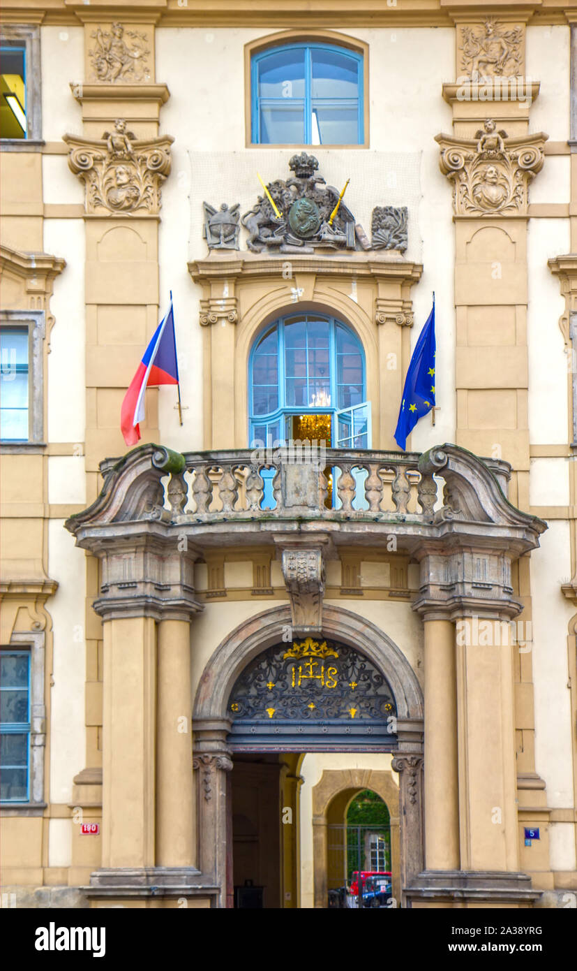 Divad Narodni divadlo national theater prague hi-res stock photography and ...