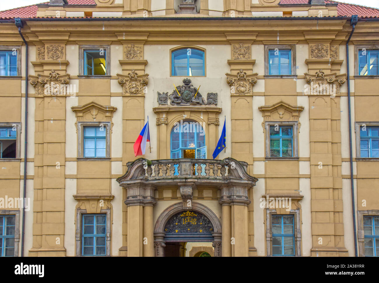 Divad Narodni divadlo national theater prague hi-res stock photography and ...