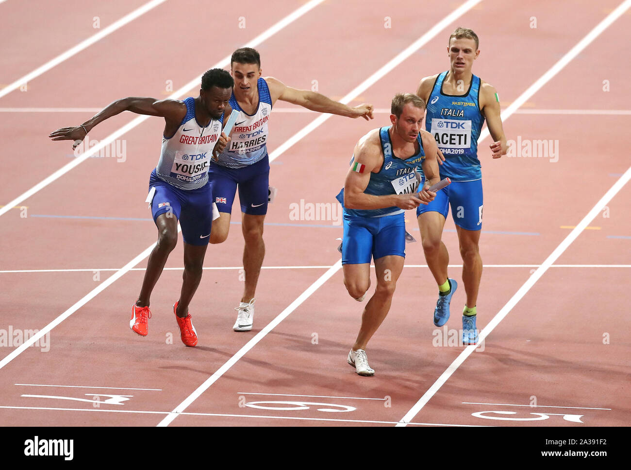 Great Britain's Rabah Yousif (left) and Toby Harries drop the baton during their changeover in the Men's 4x400m Relay Final during day ten of the IAAF World Championships at The Khalifa International Stadium, Doha, Qatar. Stock Photo