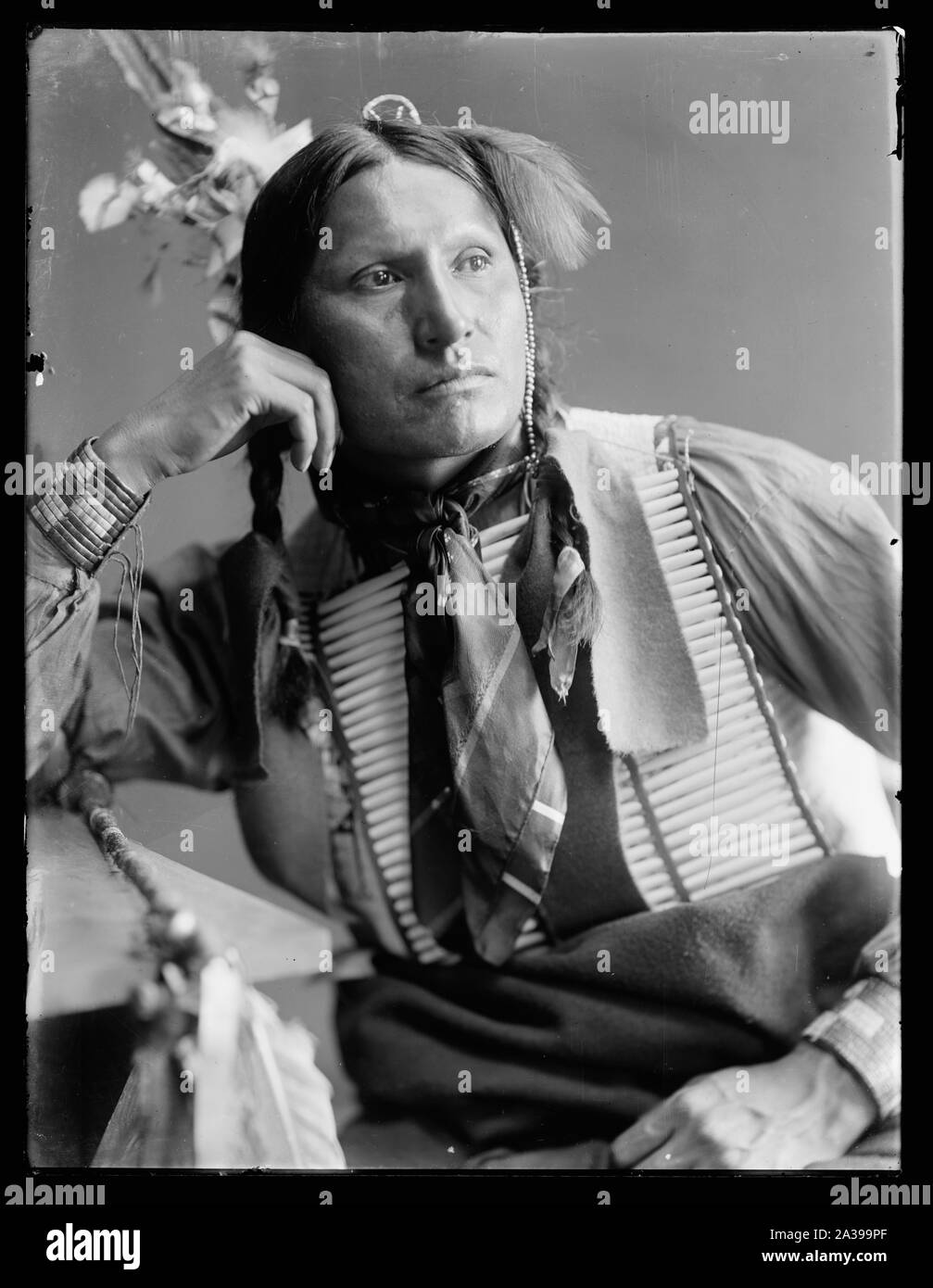 American native cultural heritage Black and White Stock Photos & Images ...