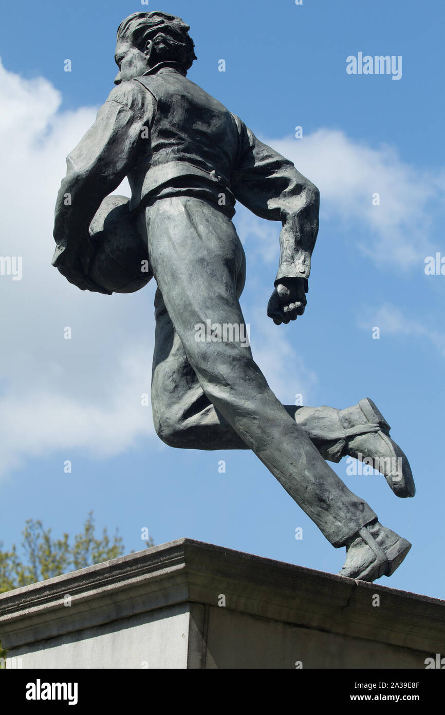 Rugby ball sculpture hi-res stock photography and images - Alamy