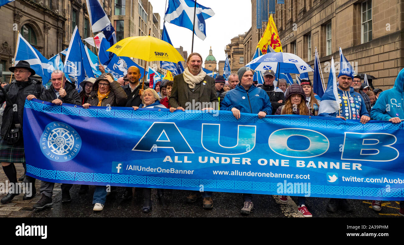 Chris Law MP and Scottish Independence supporters took part in an 'All Under One Banner - AUOB' rally - Edinburgh, Scotland, UK - 05 October 2019 Stock Photo