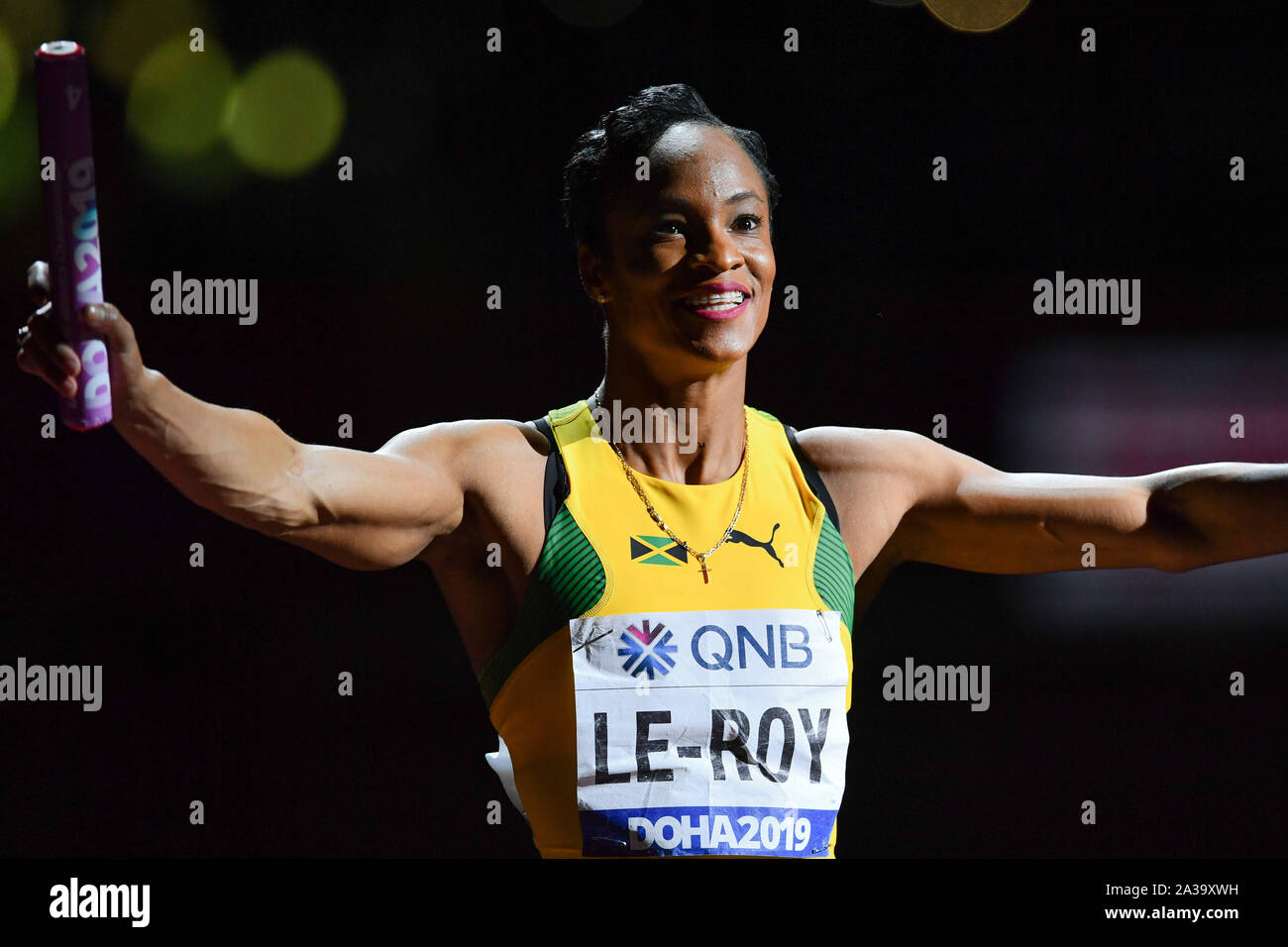 DOHA, QATAR. 06th Oct, 2019. Anastasia Le-Roy of Jamaica greets to the audience prior competing in Women 4x100m Relay Final during day 10 of the IAAF World Athletics Championships - Doha 2019 at Khalifa International Stadium on Sunday, October 06, 2019 in DOHA, QATAR. Credit: Taka G Wu/Alamy Live News Stock Photo