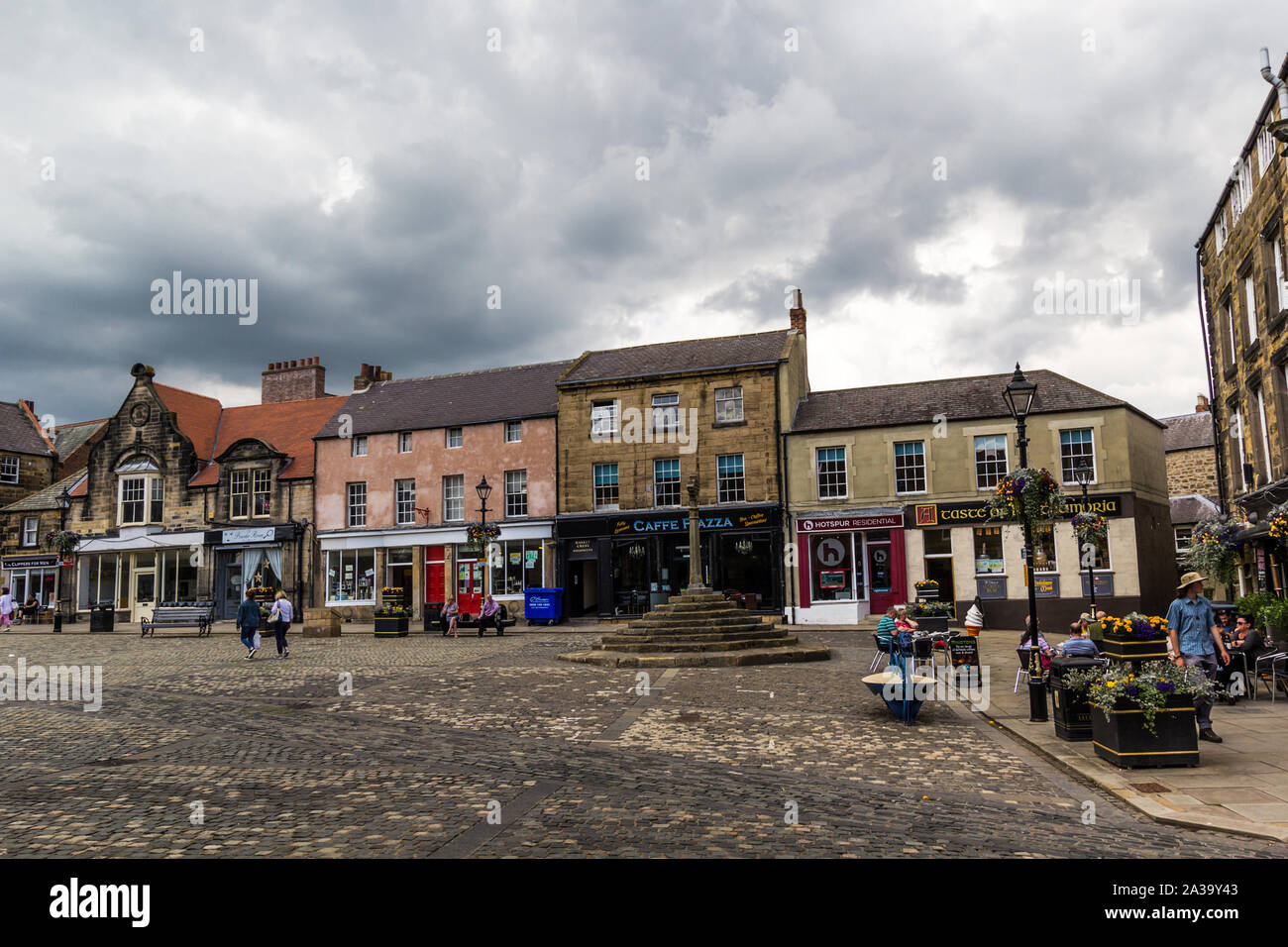 16, 07, 2019, Alnwick in Northumberland, England,  UK , the Old Market Place Stock Photo