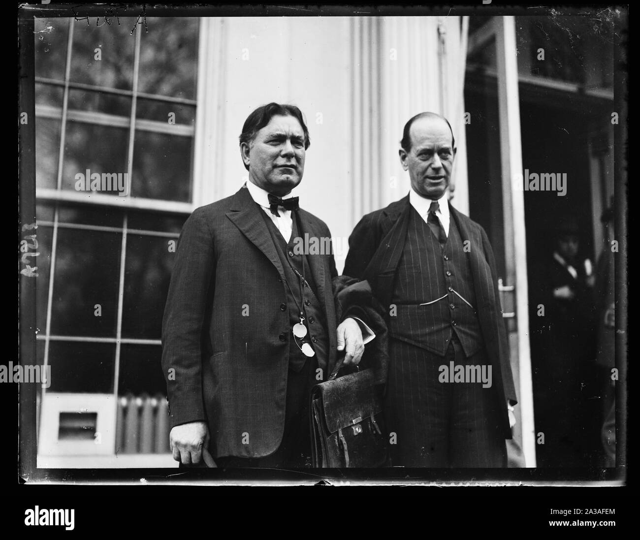 Sen. Wm. Borah, left, and Sen. Medill McCormick, right, called at White ...