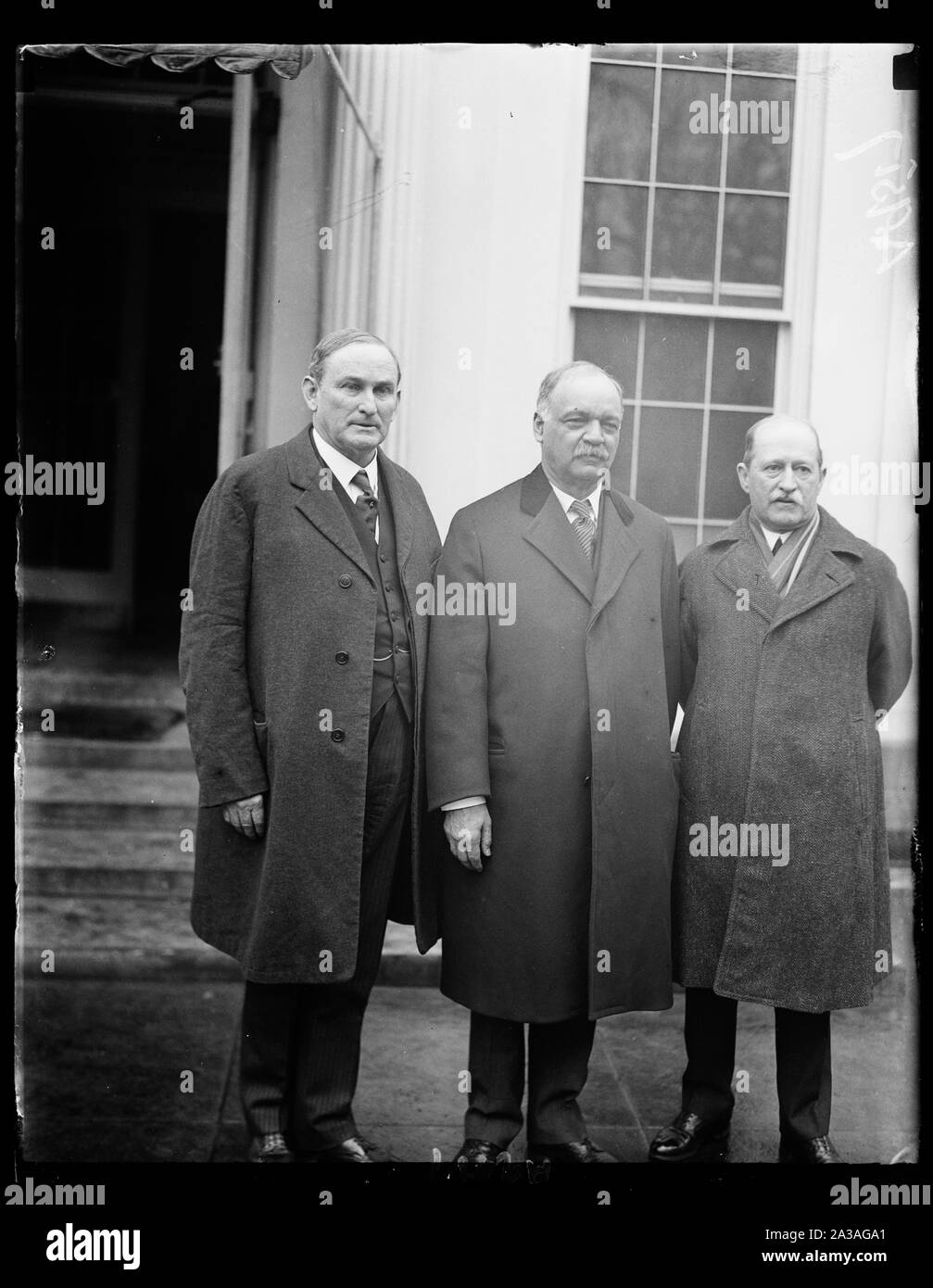 Senate leaders call at the White House to receive the nomination of John G. Sargent of Plymouth as the next Atty. Gen. following the rejection of Charles B. Warren by the Senate for the second time. Left to rt: Sen. Joseph P. Robinson, Ark., Sen. Charles Curtis, Kan., and David Barry, Sargent-at-Arms of the Senate Stock Photo