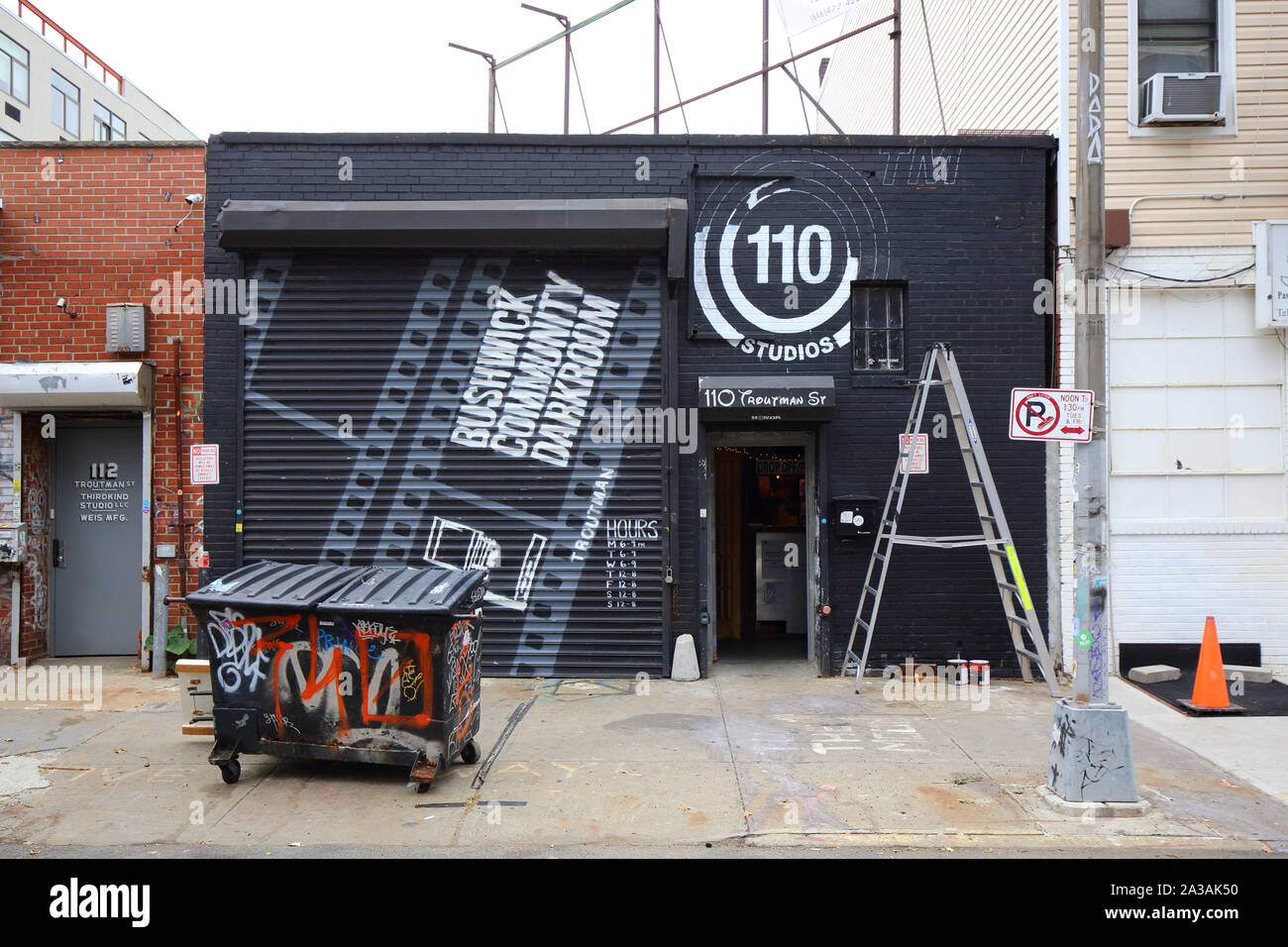 110 troutman hires stock photography and images Alamy