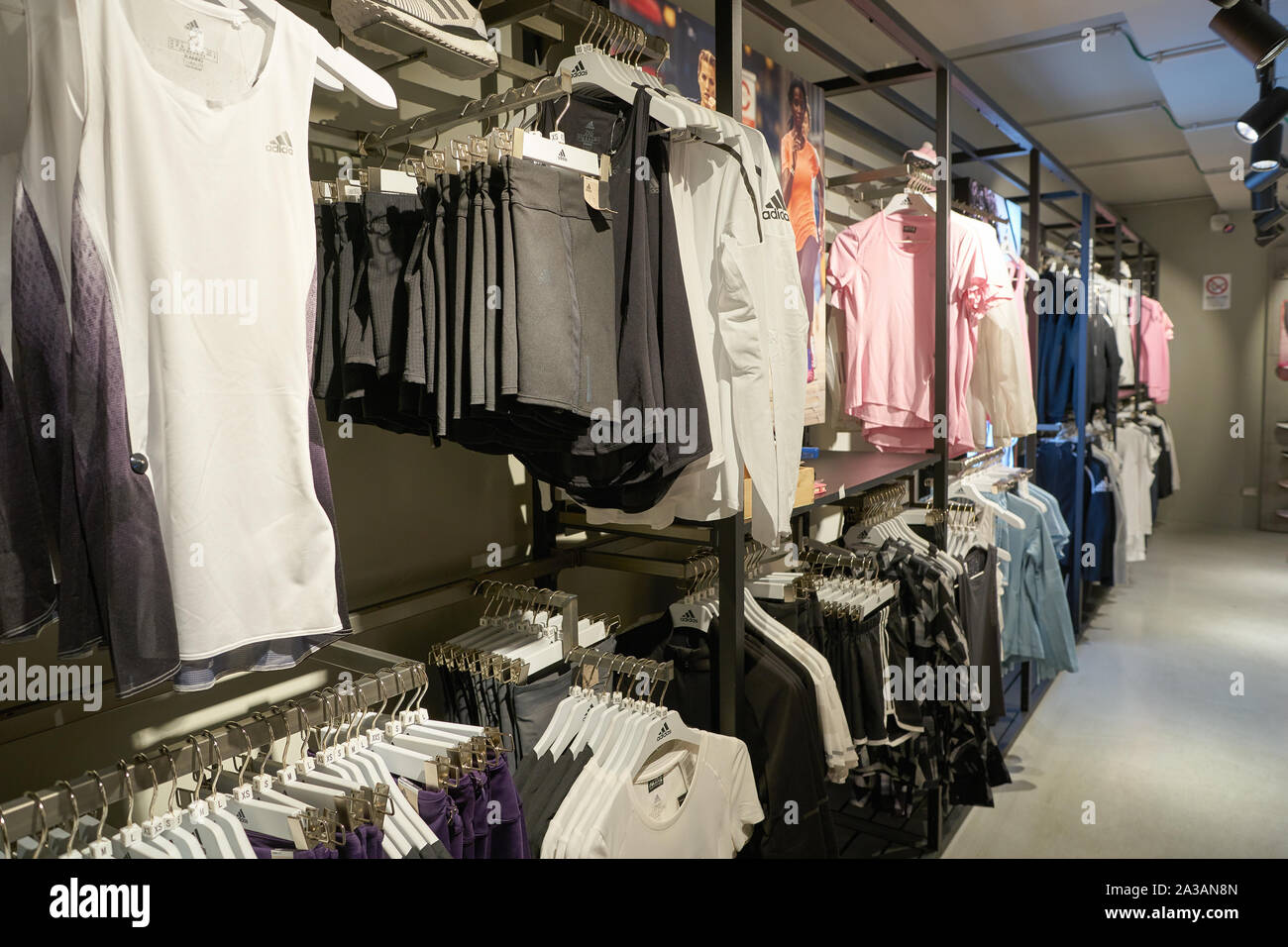 Adidas activewear hi-res stock photography and images - Alamy