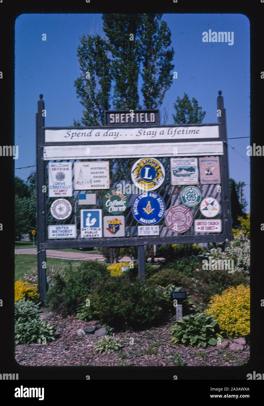 Sheffield sign, Routes 6 & 34 (angle 1), Sheffield, Illinois