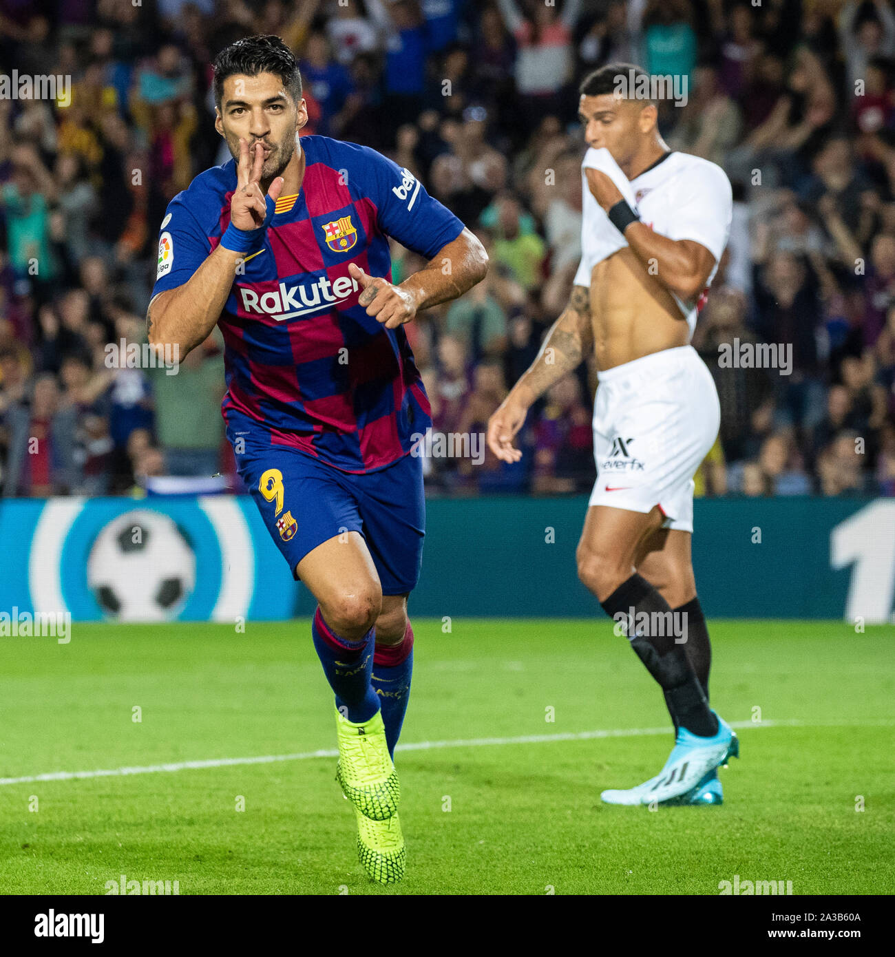 31 July 2022, Uruguay, Montevideo: Luis Suarez (M) at his