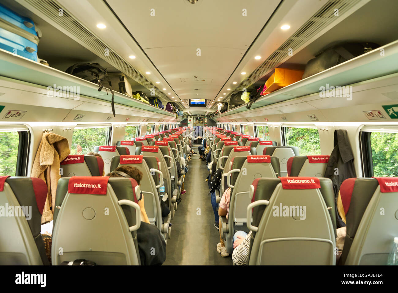 Italy Train Layout Italo train hi-res stock photography and images - Alamy