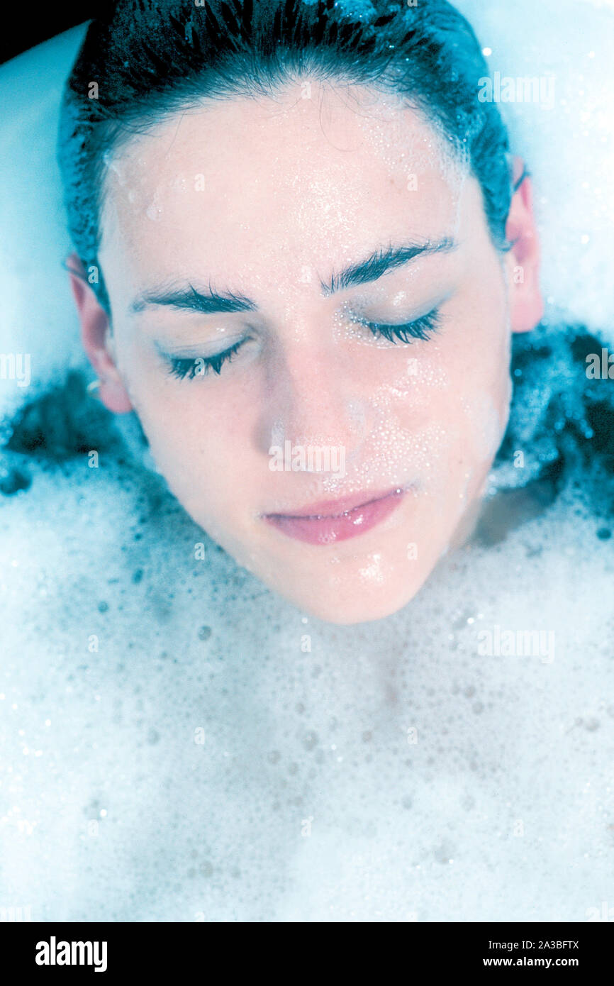 girl in bathtub Stock Photo Alamy