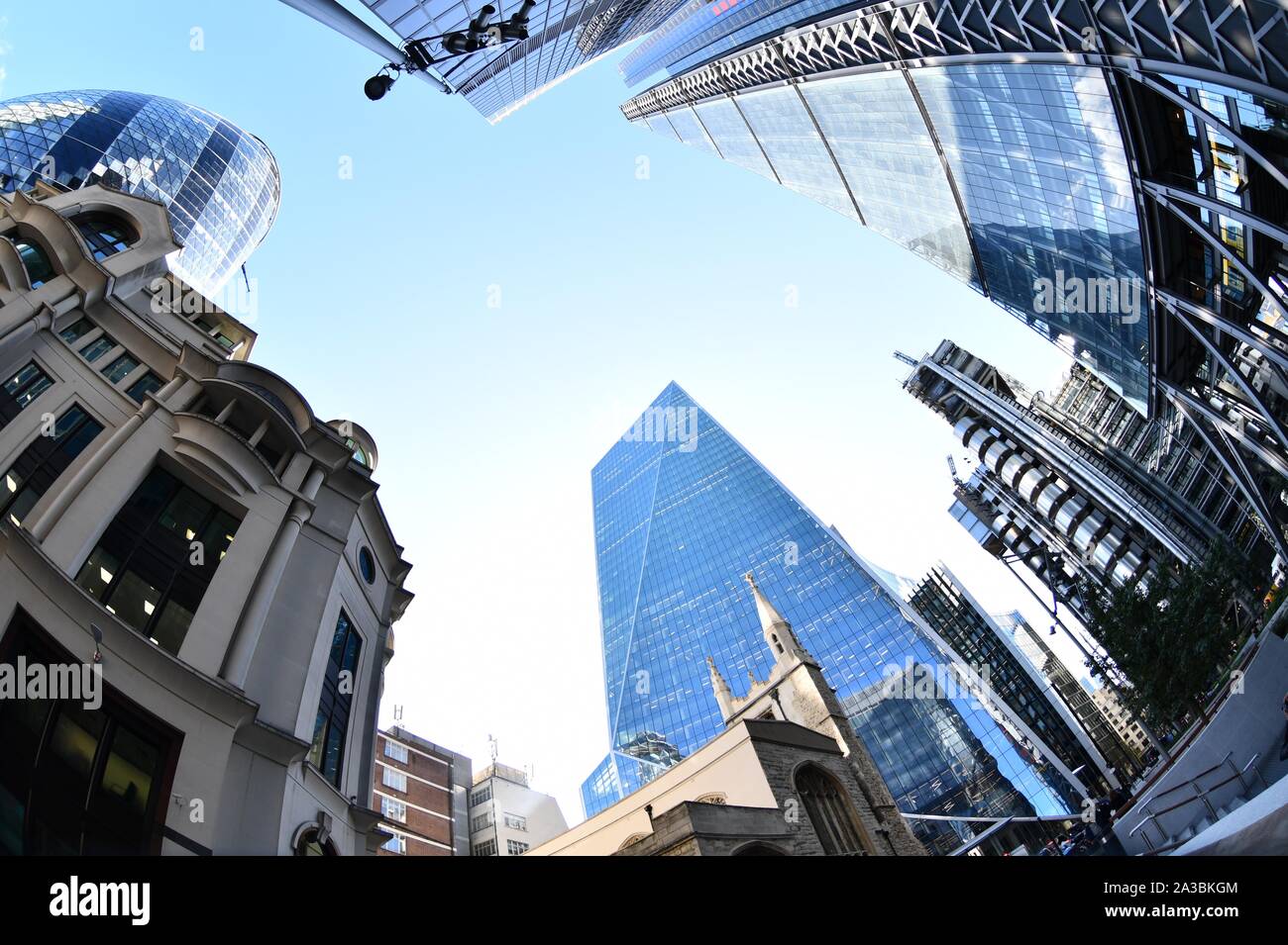 Distorted views of architecture hi-res stock photography and images - Alamy