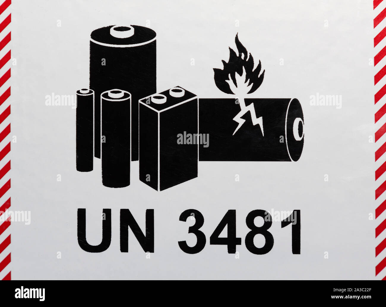 Transport sticker for batteries UN 3481 Stock Photo - Alamy