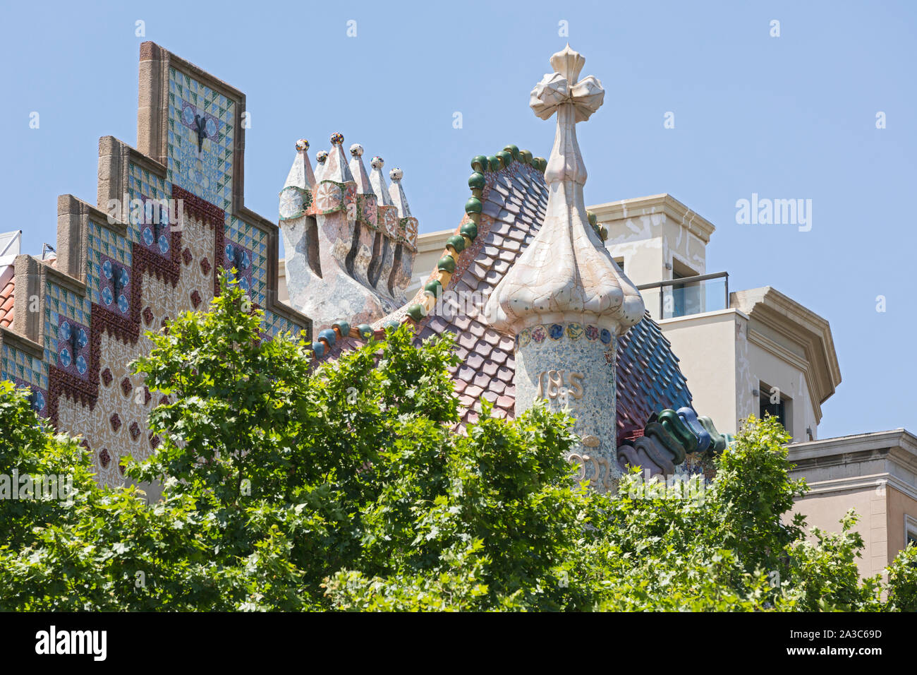 Barcelona; Passeig de Gracia, Architektur, Gaudi, Modernisme, Ausschnitt, Turm Stock Photo