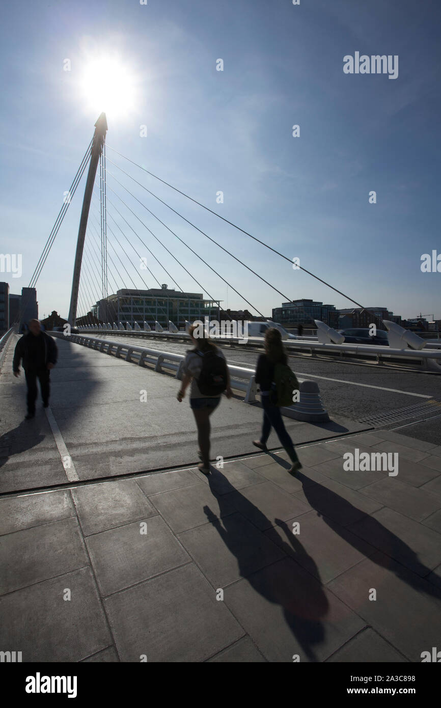 Samuel Beckett Bridge Dublin Stock Photo - Alamy