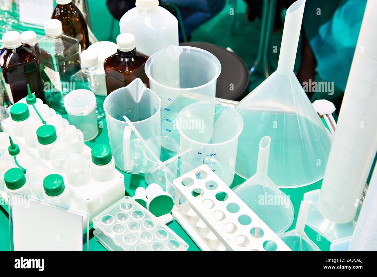 Plastic chemical dishes for liquids Stock Photo Alamy