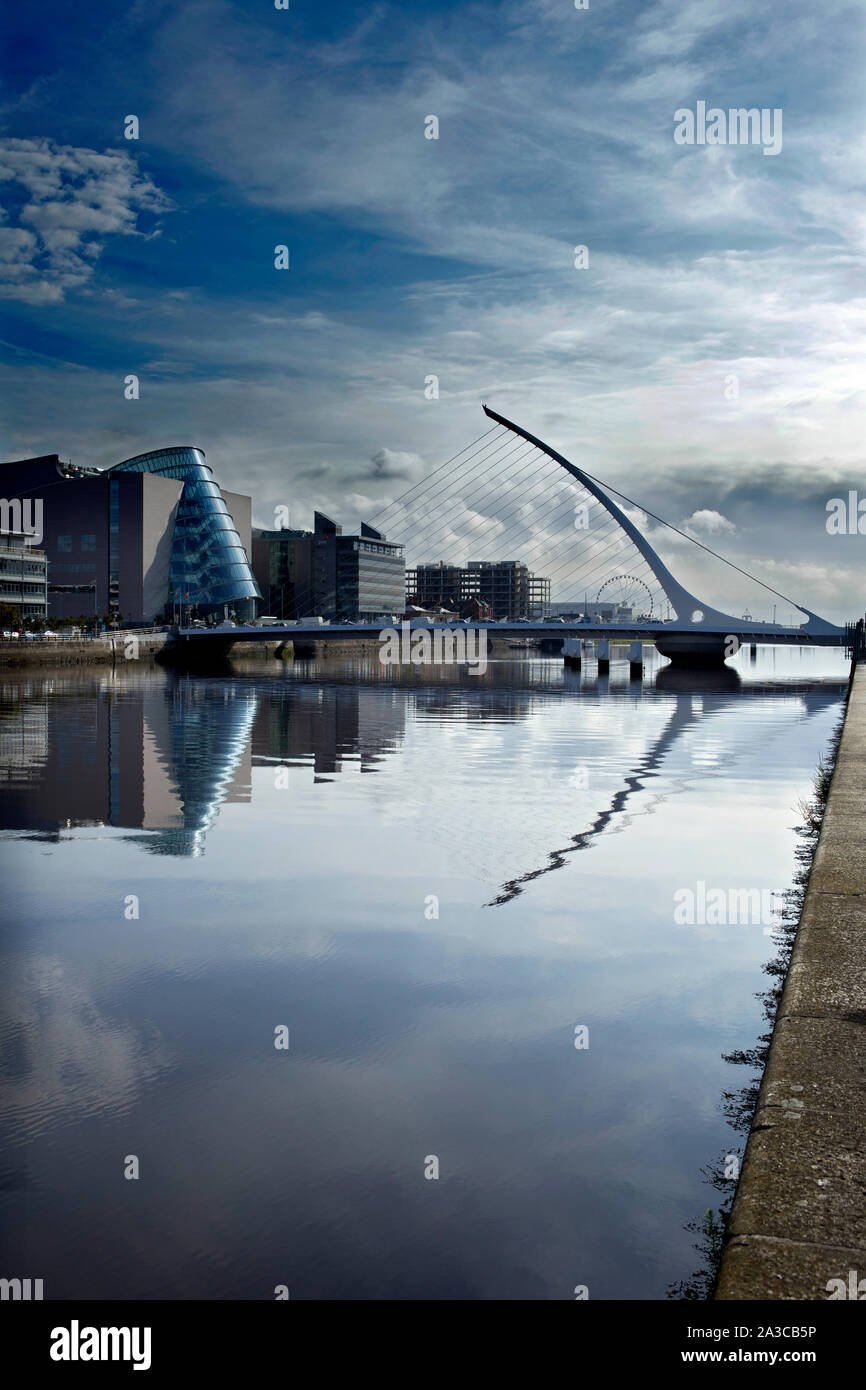 Dublin samuel beckett bridge hi-res stock photography and images - Alamy