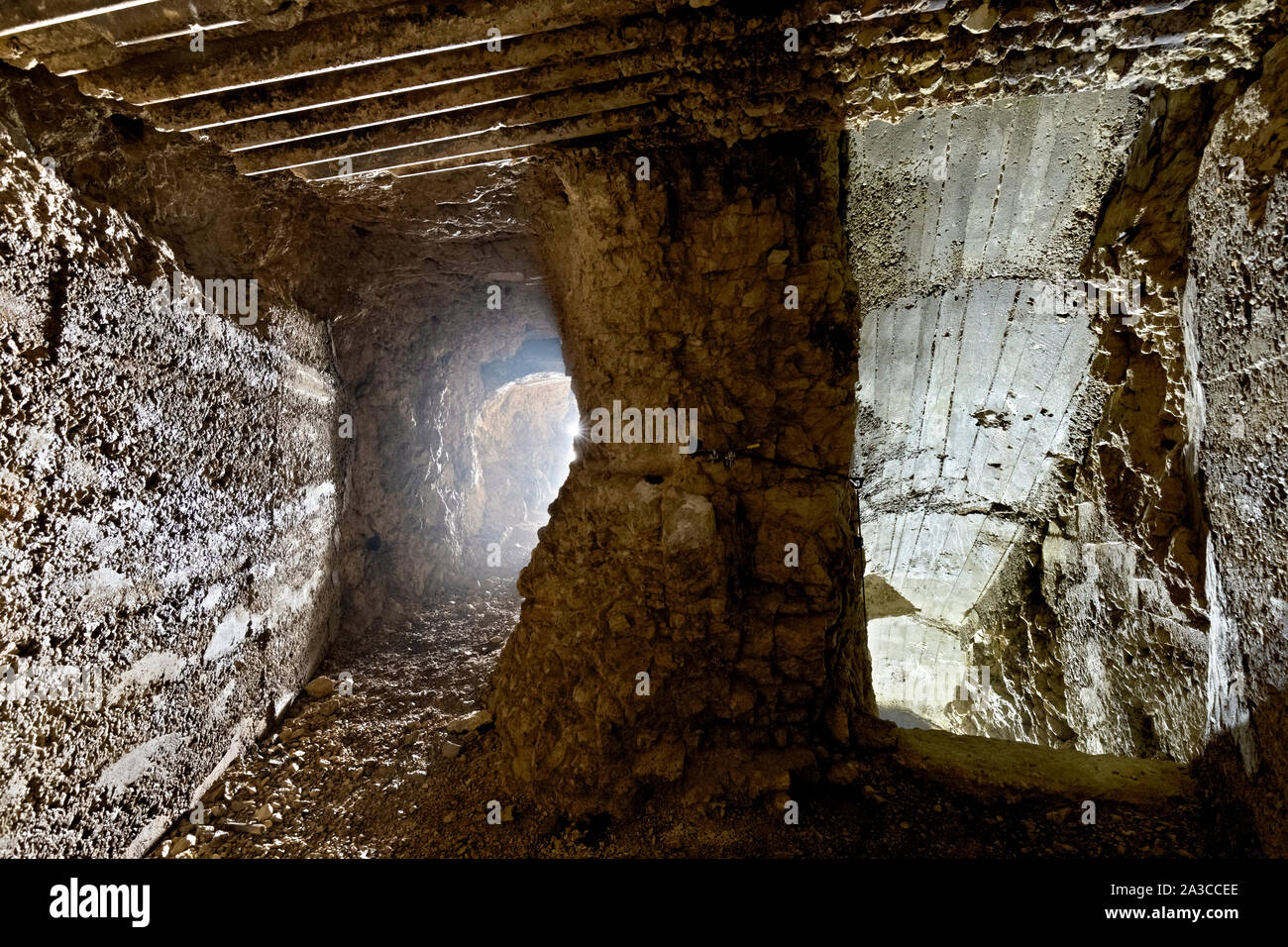 Underground tunnels hires stock photography and images Alamy