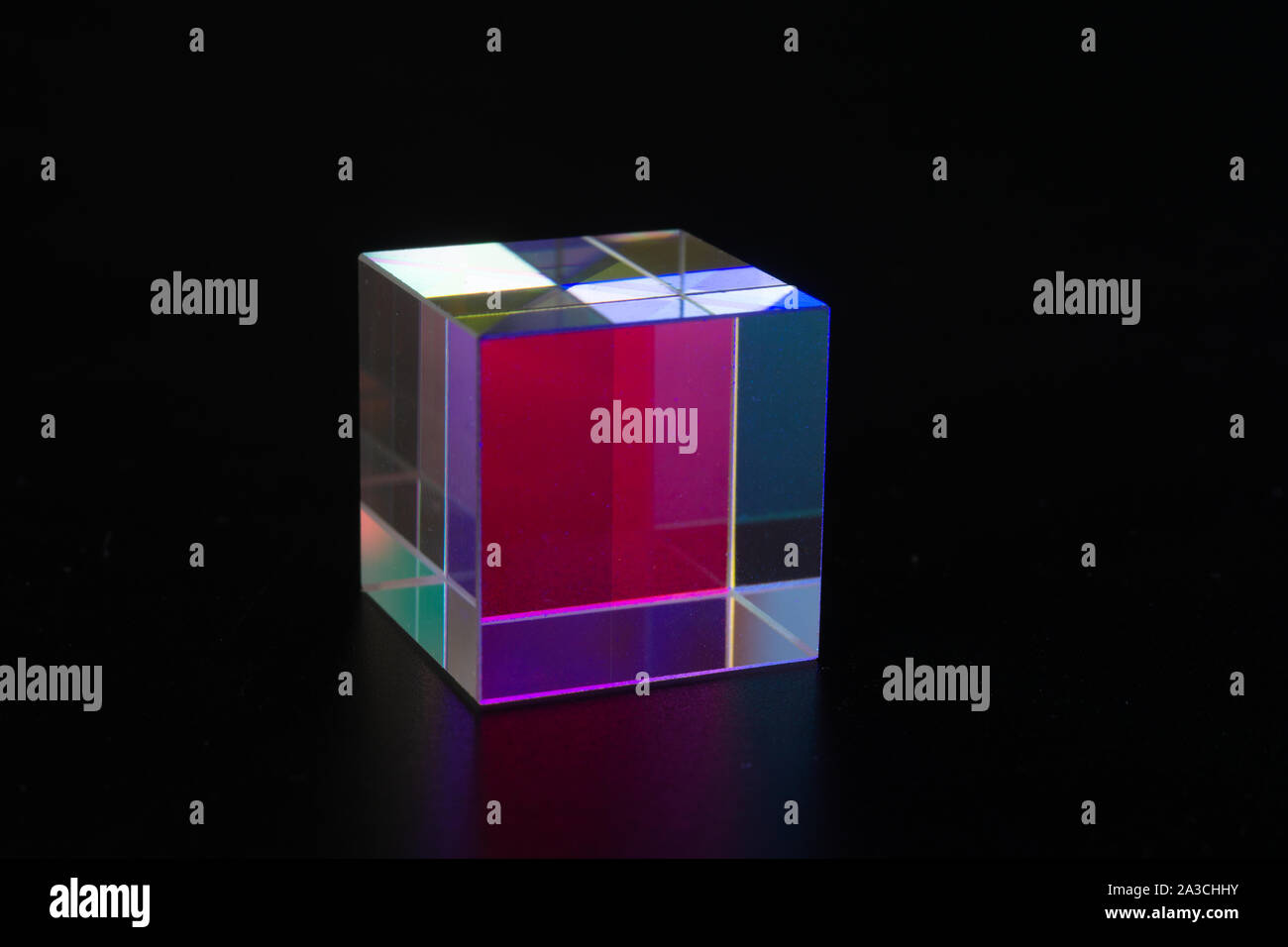 Sample of optical glass cube Stock Photo Alamy