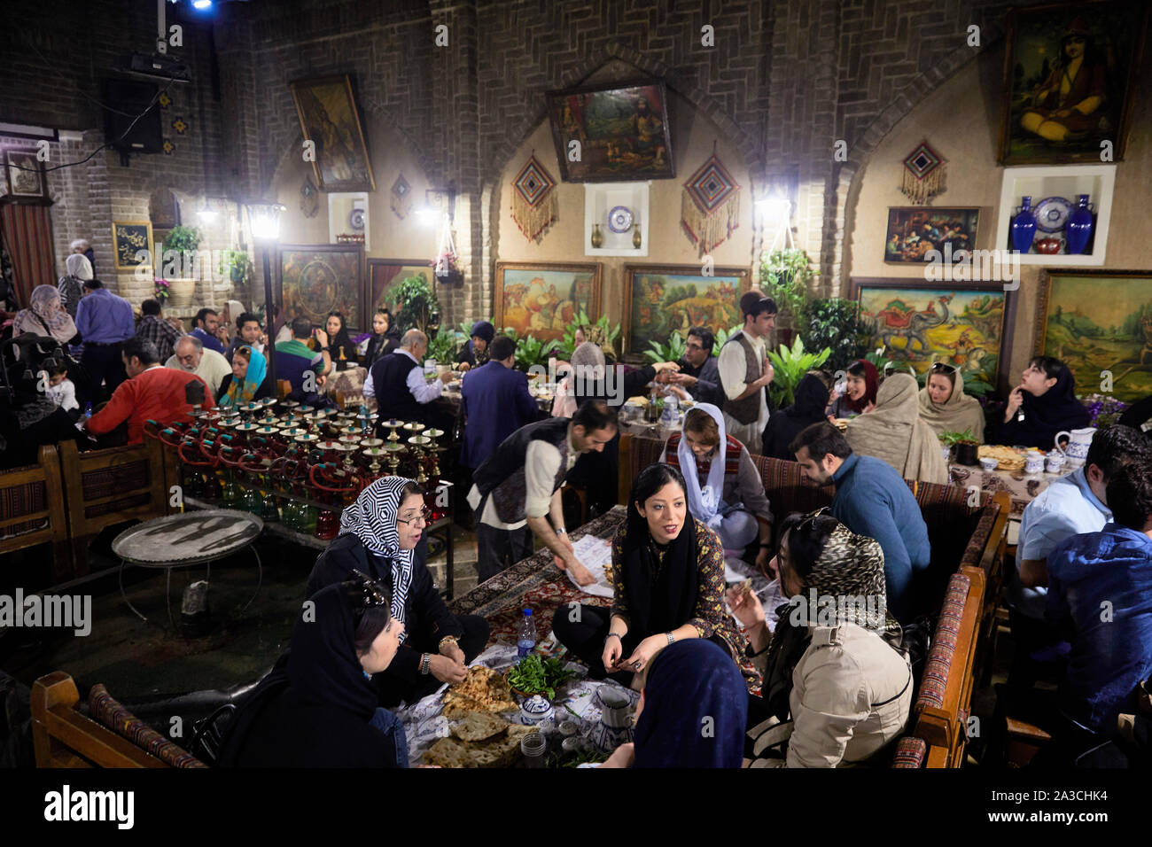 Iran Tehran Azari teahouse restaurant with traditional food from Persia 28-03-2017 foto: Jaco Klamer Stock Photo