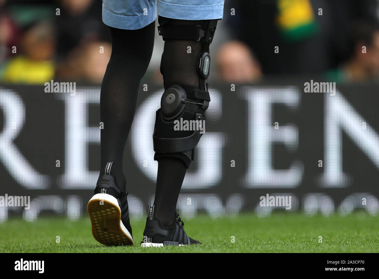 Chelsea's David Luiz with a knee brace during the Premier League match at  the Stamford Bridge Stadium, London. Picture date: April 5th, 2017. Pic  credit should read: David Klein/Sportimage via PA Images