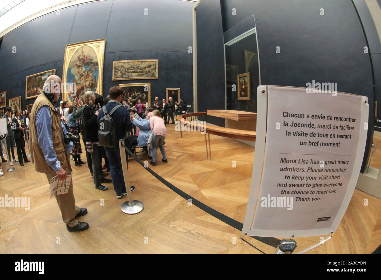 MONA  LISA WAS REINSTALLED IN HER GALLERY IN LOUVRE MUSEUM Stock Photo