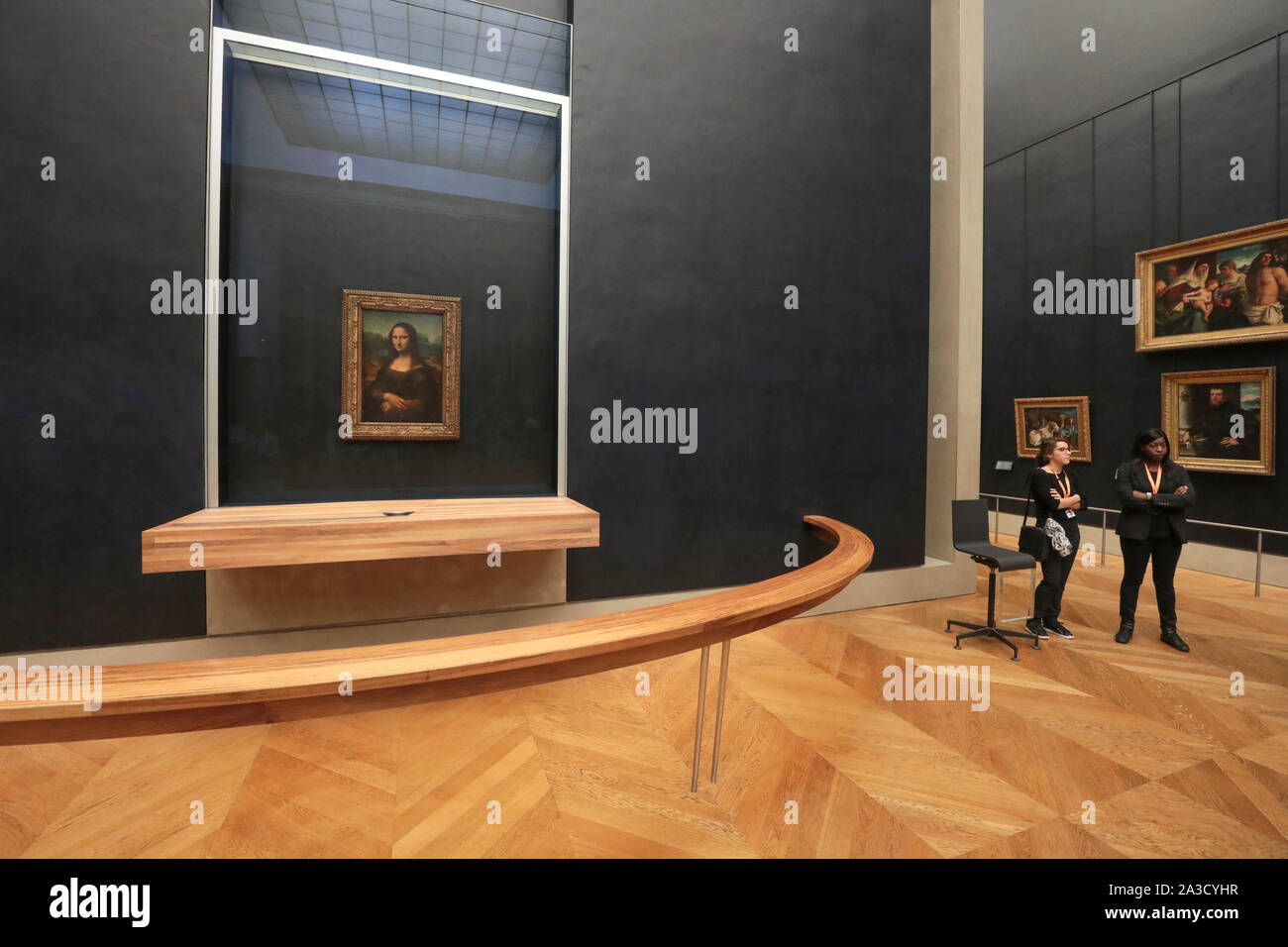 salle-des-etats-louvre-hi-res-stock-photography-and-images-alamy
