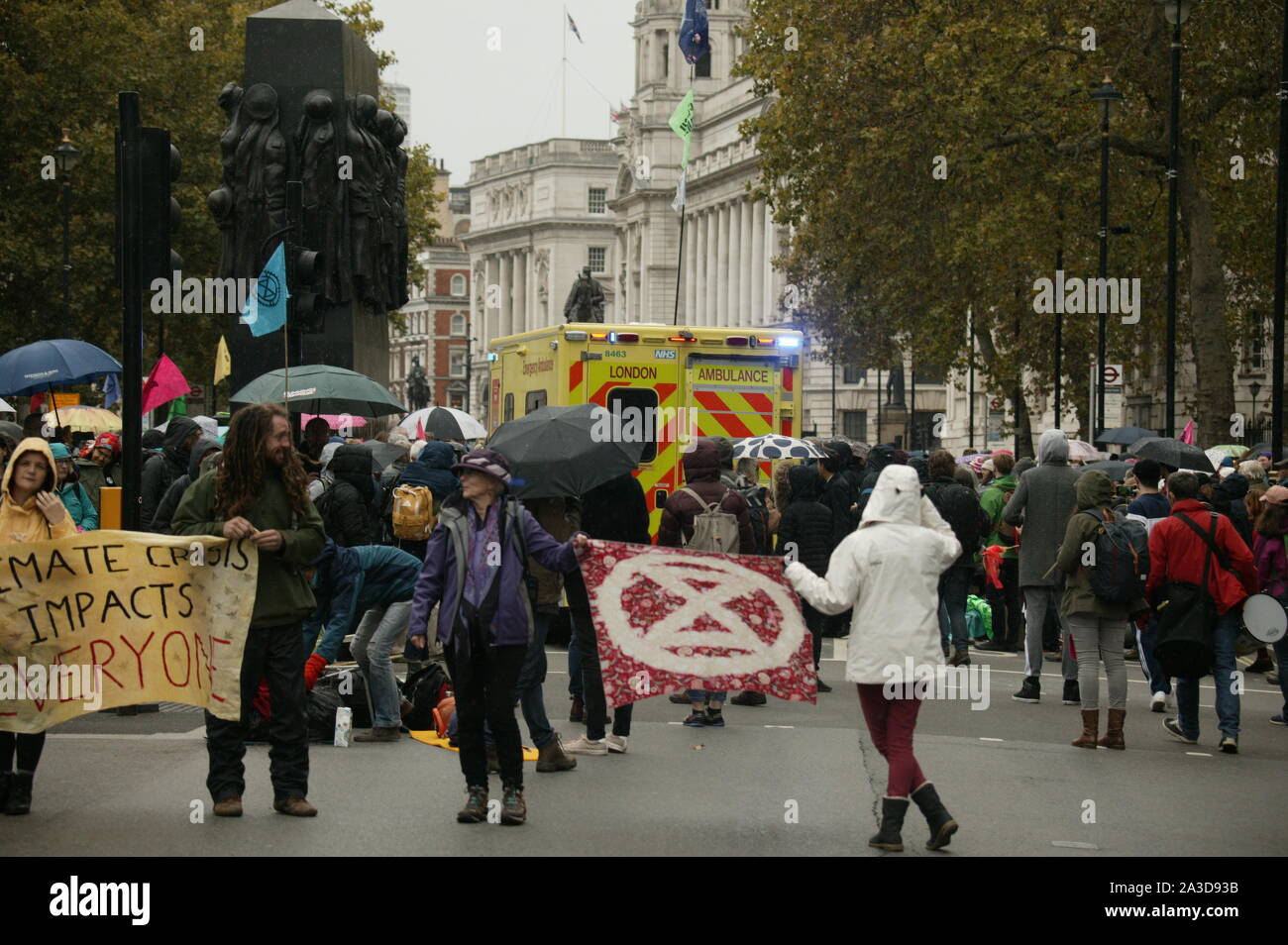 LONDON, UNITED KINGDOM. 07th Oct 2019, Ambulance Delayed by the Extinction Rebellion protest in Downing Street, to highlight climate change. © Martin Foskett/Knelstrom Ltd/Alamy Live News Stock Photo