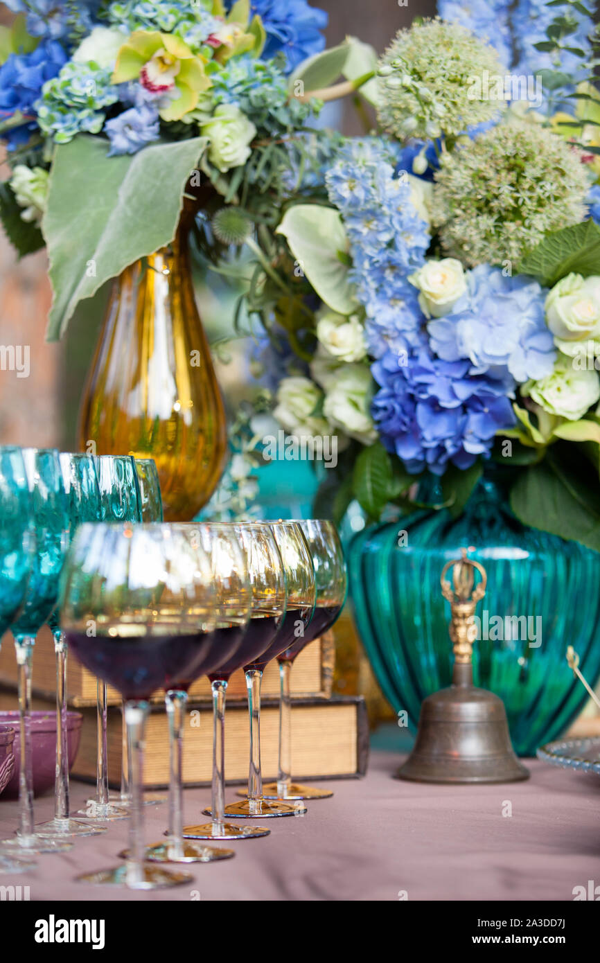 Table setting at a luxury wedding or another catered event Stock Photo ...