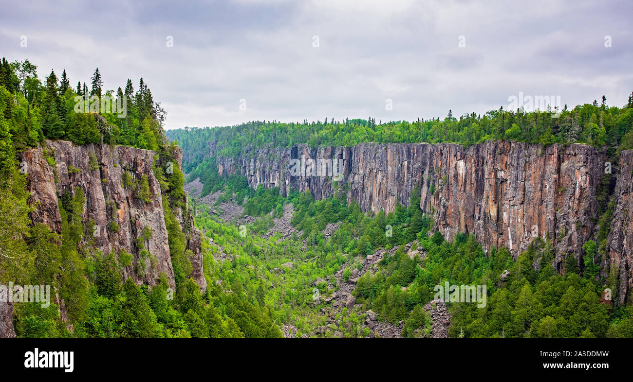 Scenic view overlooking Ouimet Canyon in Ontario, Canada Stock Photo