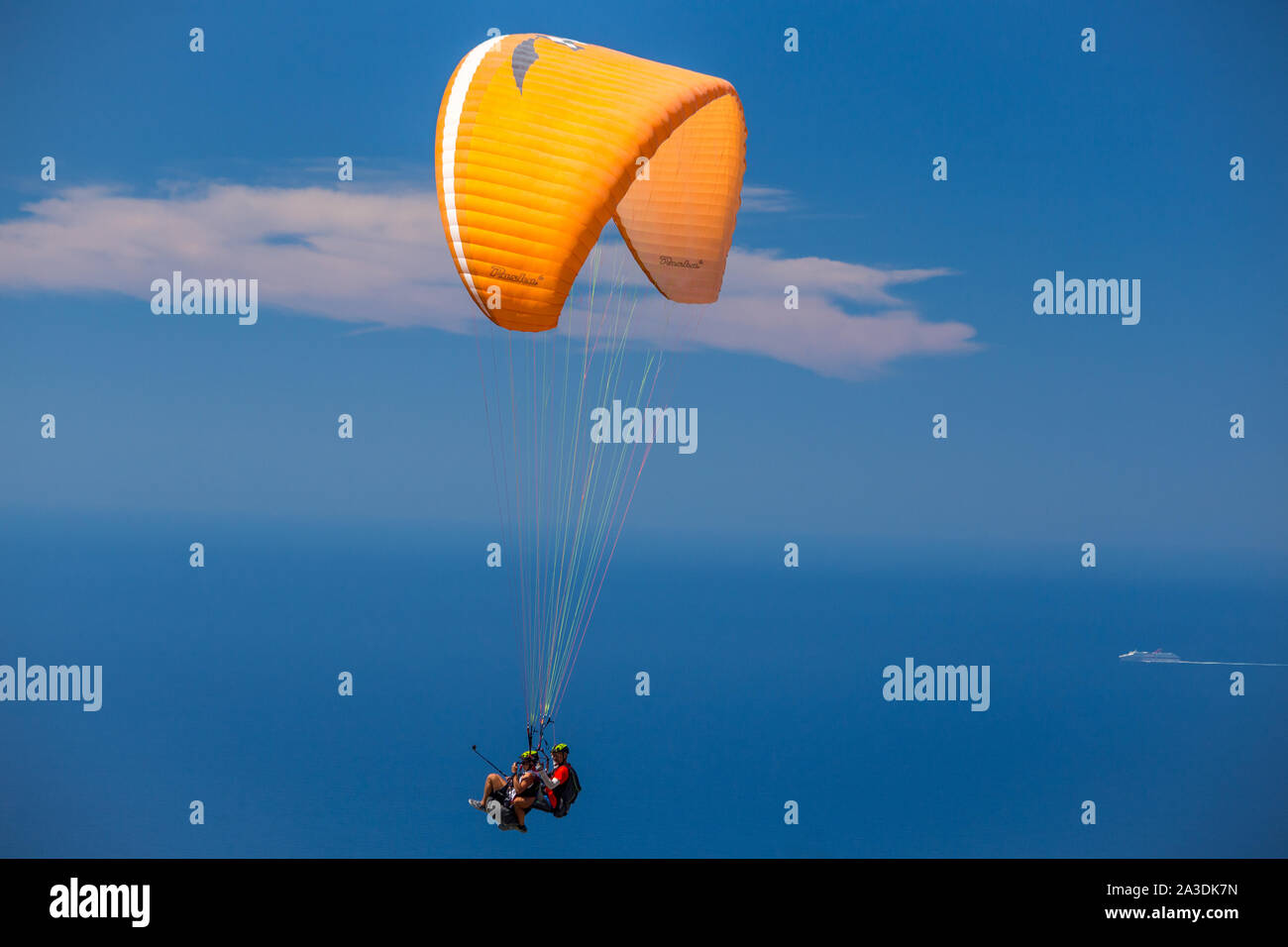 Tandem paragliding from Exanthia on Lefkada / Lefkas Island, Greece Stock Photo