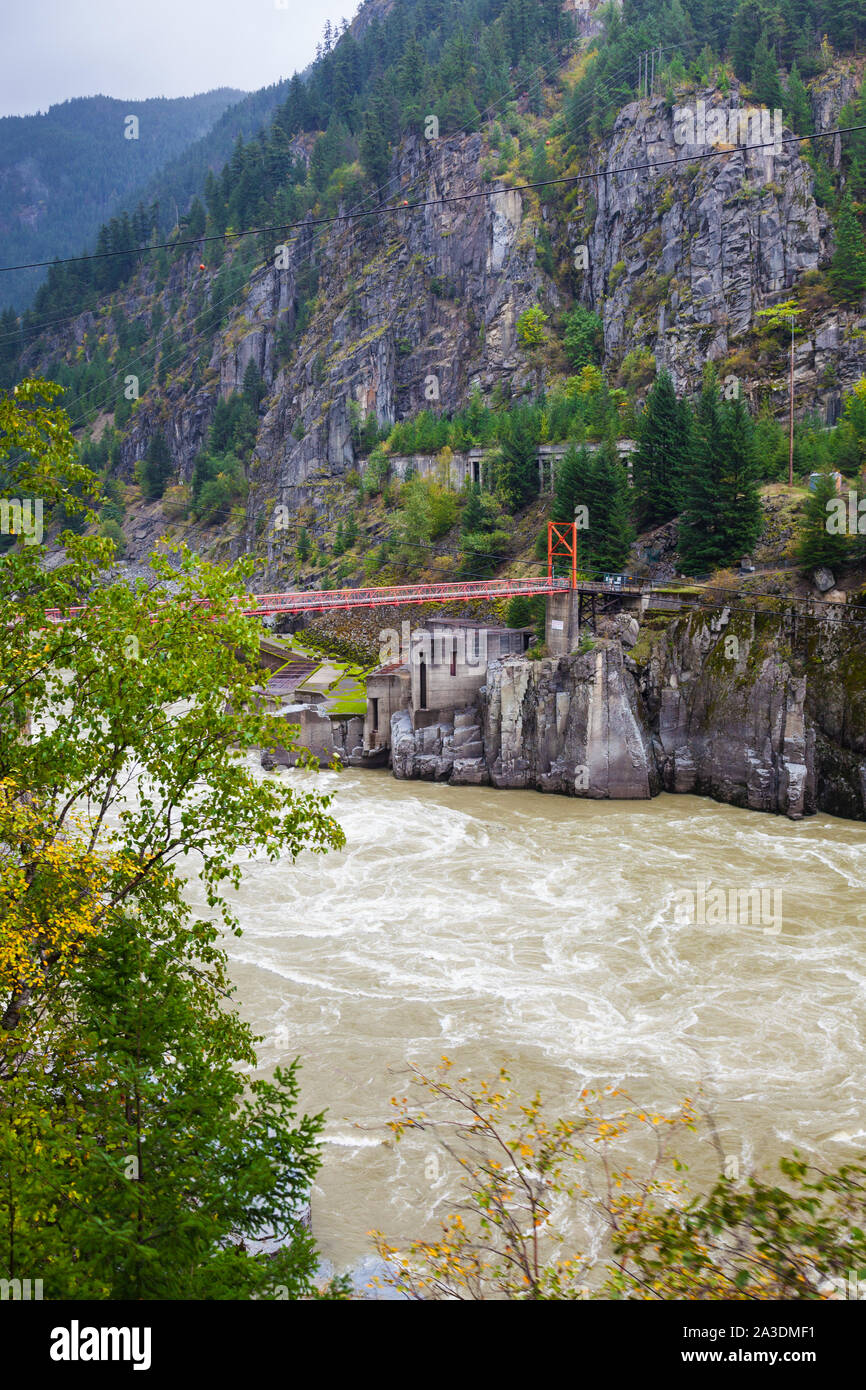 Canada hell’s gate canyon hires stock photography and images Alamy