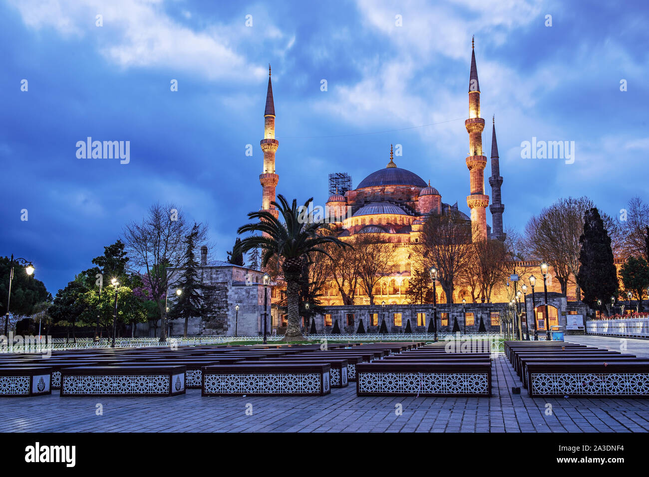 Blue Mosque In Istanbul Stock Photo - Alamy