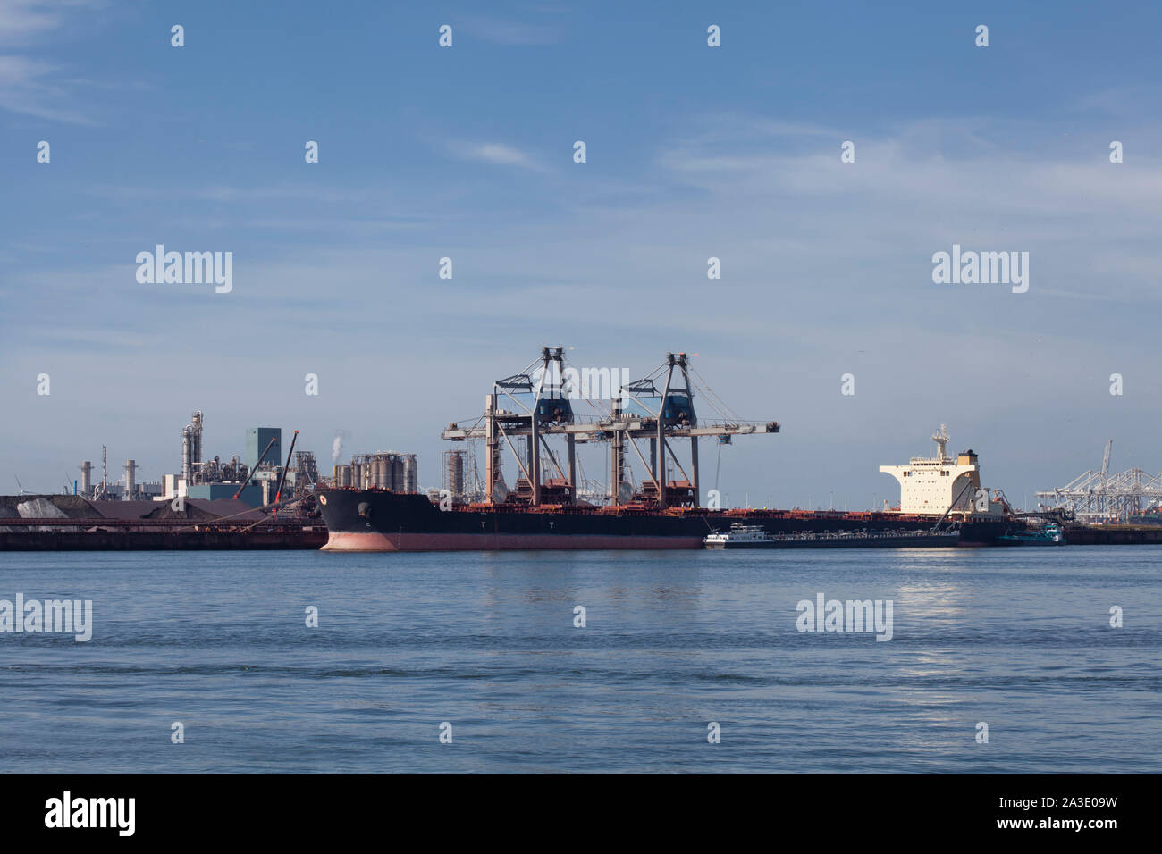 Industrial area in the Port of Rotterdam in The Netherlands. port of rotterdam zuid holland/netherlands products terminal europoort/calandkanaal Stock Photo