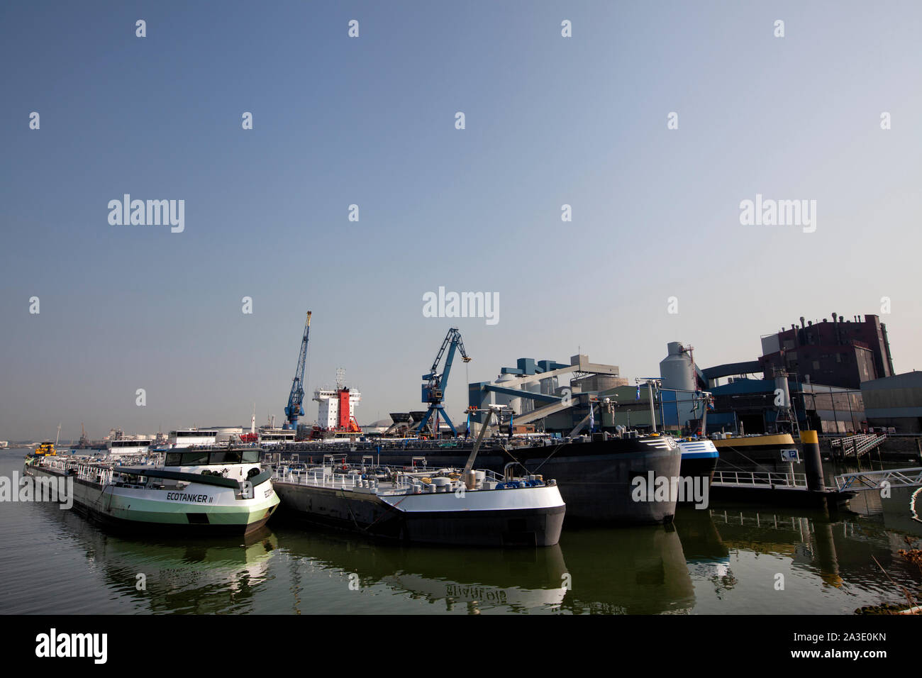 Industrial area in the Port of Rotterdam in The Netherlands. port of rotterdam zuid holland/netherlands products terminal europoort/calandkanaal Stock Photo