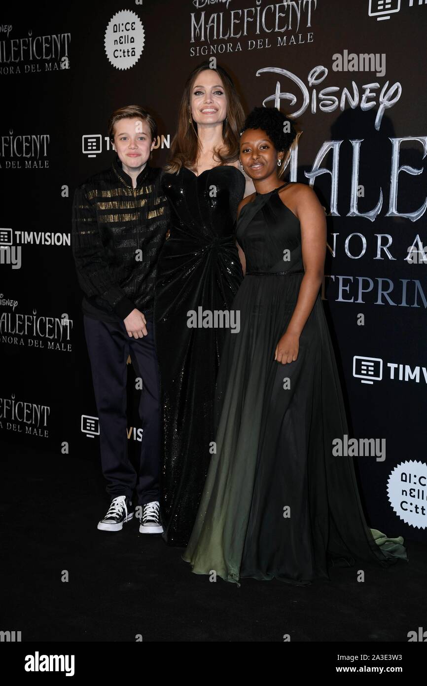 Rome, Italy. 07th Oct, 2019. Rome, premiere film 'Maleficent' - 'The Lady of Evil'. In the picture: Angelina Jolie with her children Shiloh Jolie-Pitt and Zahara Jolie-Pitt Credit: Independent Photo Agency/Alamy Live News Stock Photo