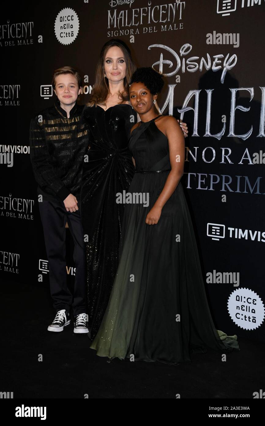 Rome, Italy. 07th Oct, 2019. Rome, premiere film 'Maleficent' - 'The Lady of Evil'. In the picture: Angelina Jolie with her children Shiloh Jolie-Pitt and Zahara Jolie-Pitt Credit: Independent Photo Agency/Alamy Live News Stock Photo