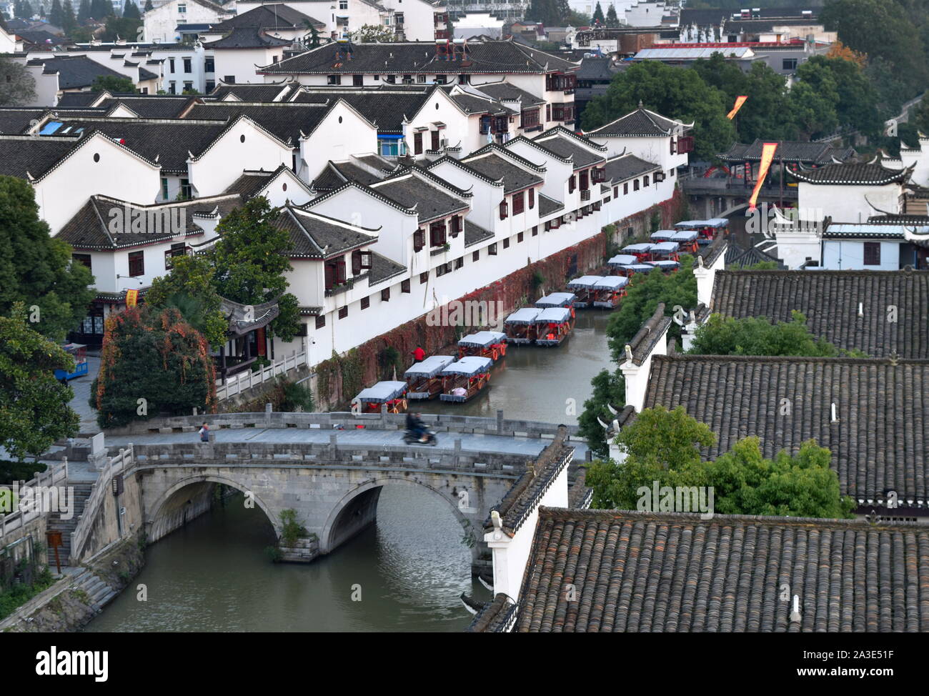 Sanhe Chinese old canal town bridges and architecture, Anhui, China Stock Photo