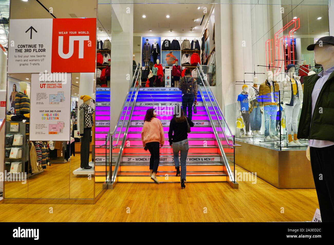 NEW YORK, NY -4 OCT 2019- View on the 34th Street store of Japanese fashion  retailer Uniqlo in New York located near Penn Station in New York City. U  Stock Photo - Alamy