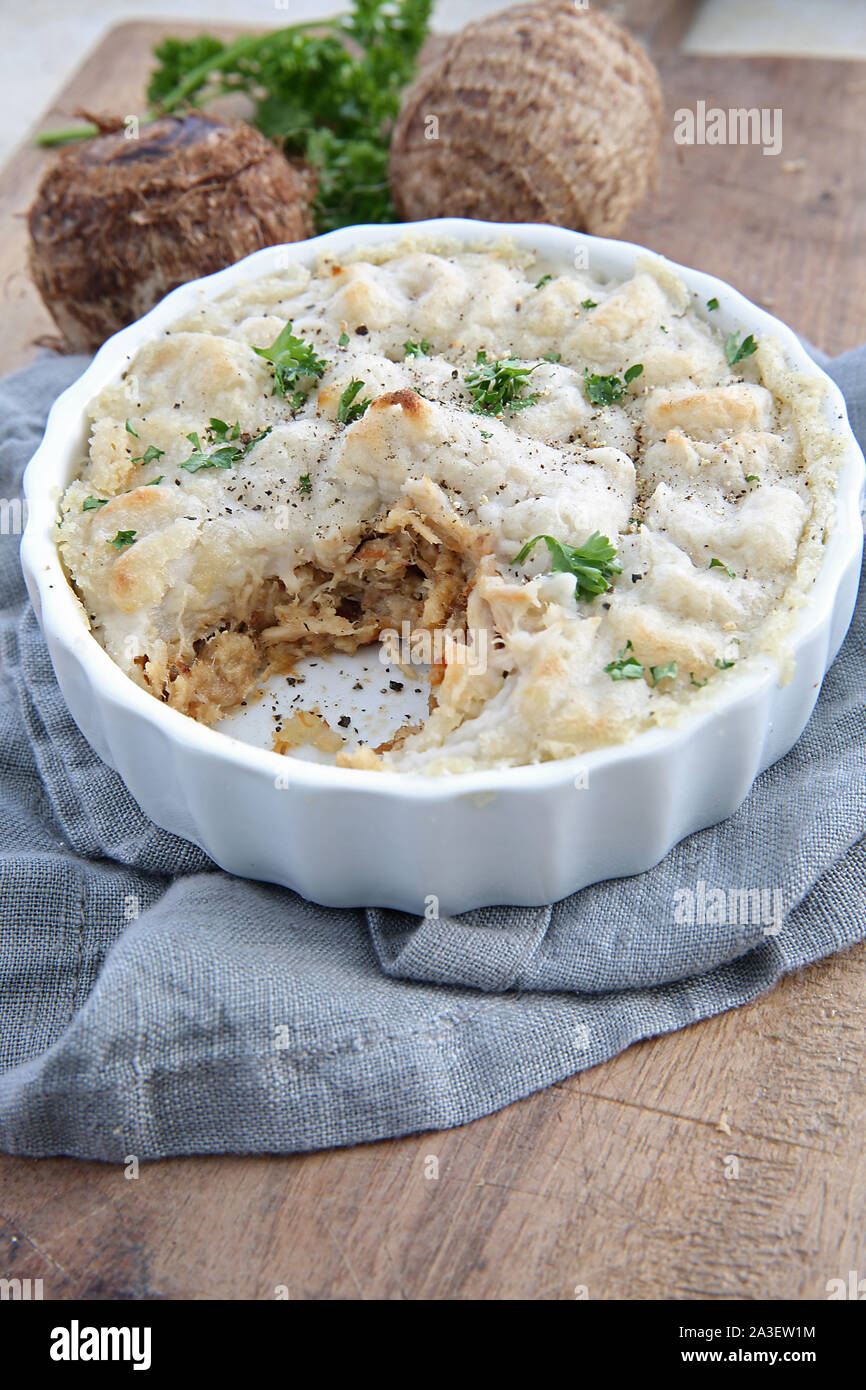 Hachis Parmentier De Poulet Au Topinambour Stock Photo Alamy