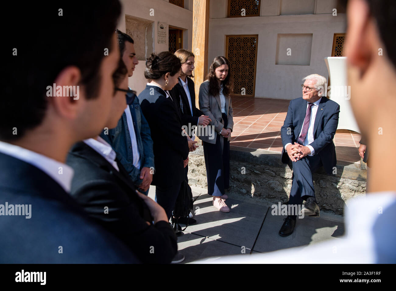 Telawi, Georgia. 08th Oct, 2019. Federal President Frank-Walter Steinmeier (2nd from right) visits the museum of King Erekle II in the fortress Batoni and meets there with pupils of the public school no. 9 of Telawi, who were previously in Biberach (Baden-Württemberg) for the exchange. President Steinmeier and his wife are on a two-day state visit to Georgia. Credit: Bernd von Jutrczenka/dpa/Alamy Live News Stock Photo