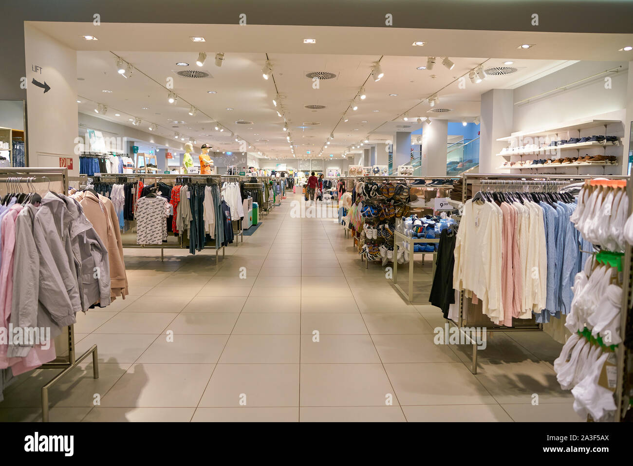 VIENNA, AUSTRIA - CIRCA MAY, 2019: interior shot of a H&M store in Wien  Mitte The Mall in Vienna Stock Photo - Alamy