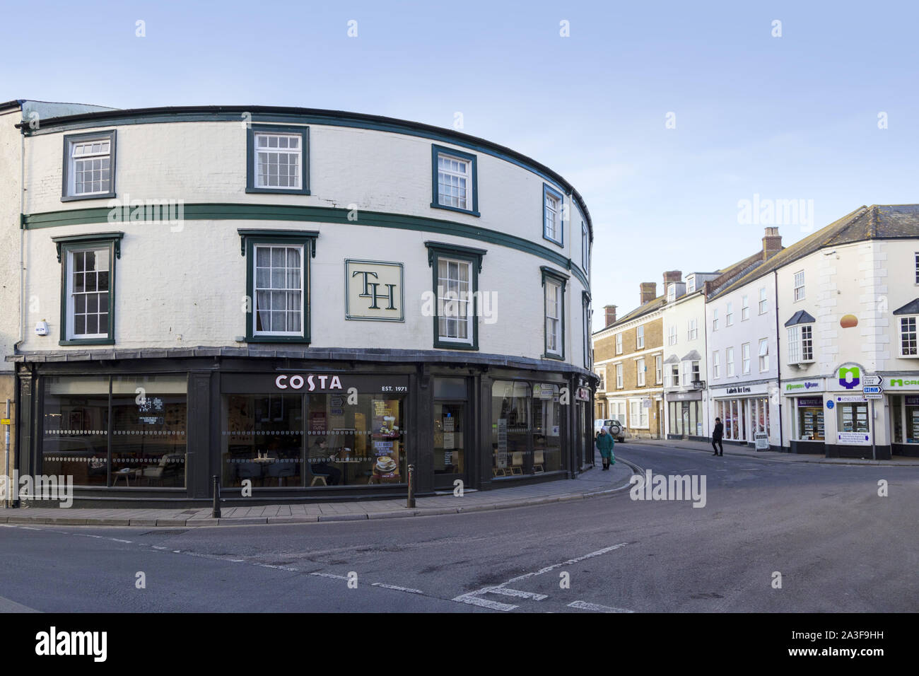 Costa [coffee shop] cafe hires stock photography and images Alamy