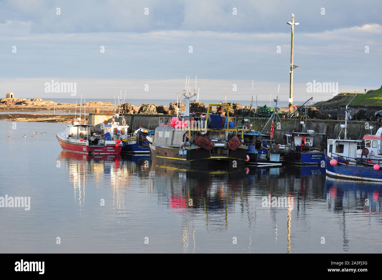 Boats, Seahouses harbour Stock Photo - Alamy