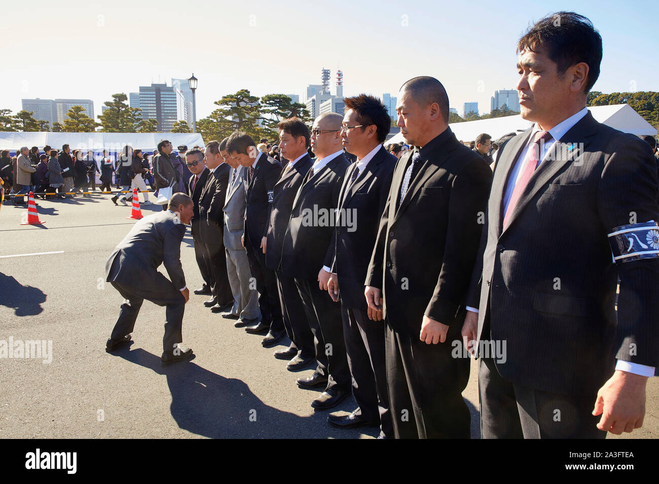 Japan Tokyo Military stands still and inspected before they go to the Emperor palace where emperor Akihito lives with his family step down on 30 april Stock Photo
