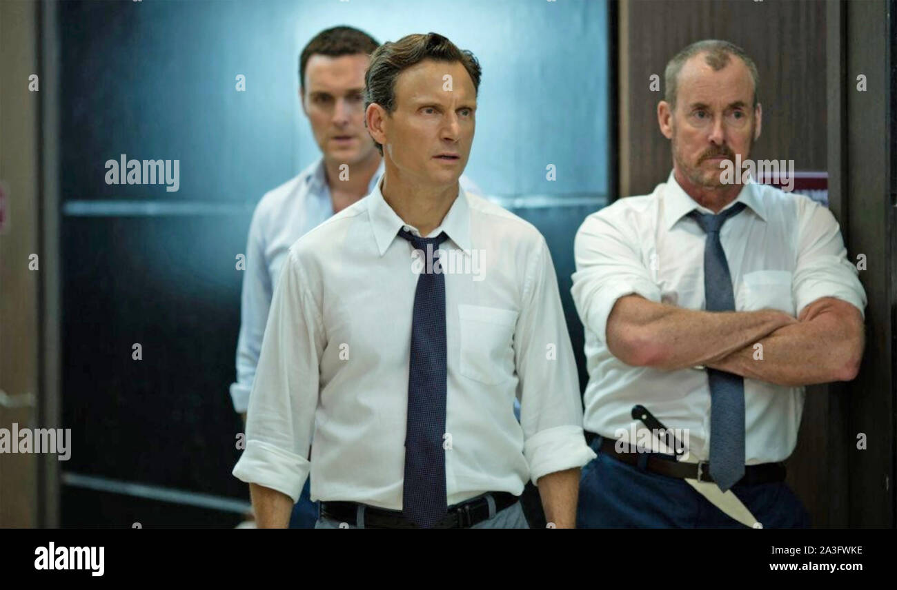 THE BELKO EXPERIMENT 2016 Orion Pictures film with from left: Owain Yeoman, Tony Goldwyn, John C. McGinley Stock Photo